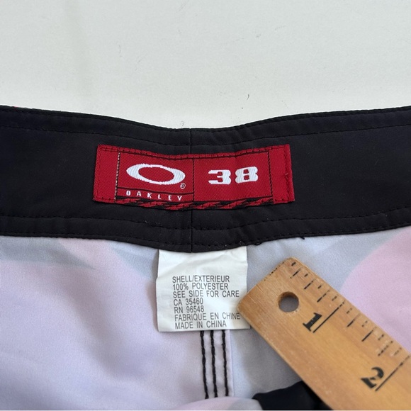 Vintage 90’s Oakley Software Board Shorts Size Men’s 38 W 2000’s All Over Print - Picture 6 of 9